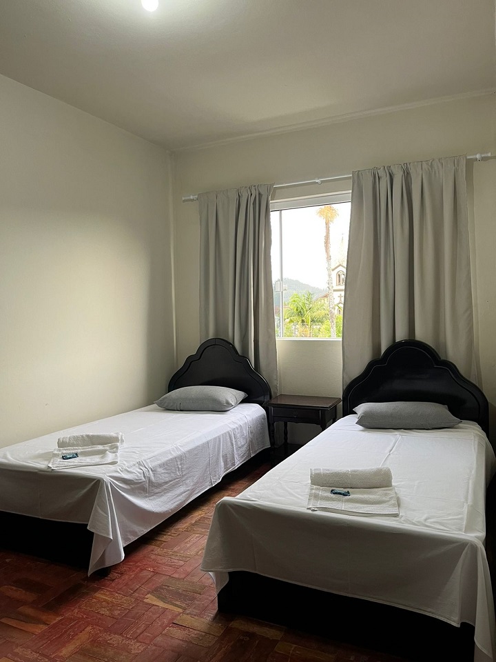 Hotel Rio da Pedra cama solteiro
